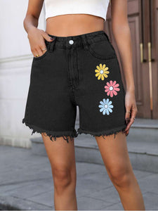 Applique Ripped Hem Denim Shorts
